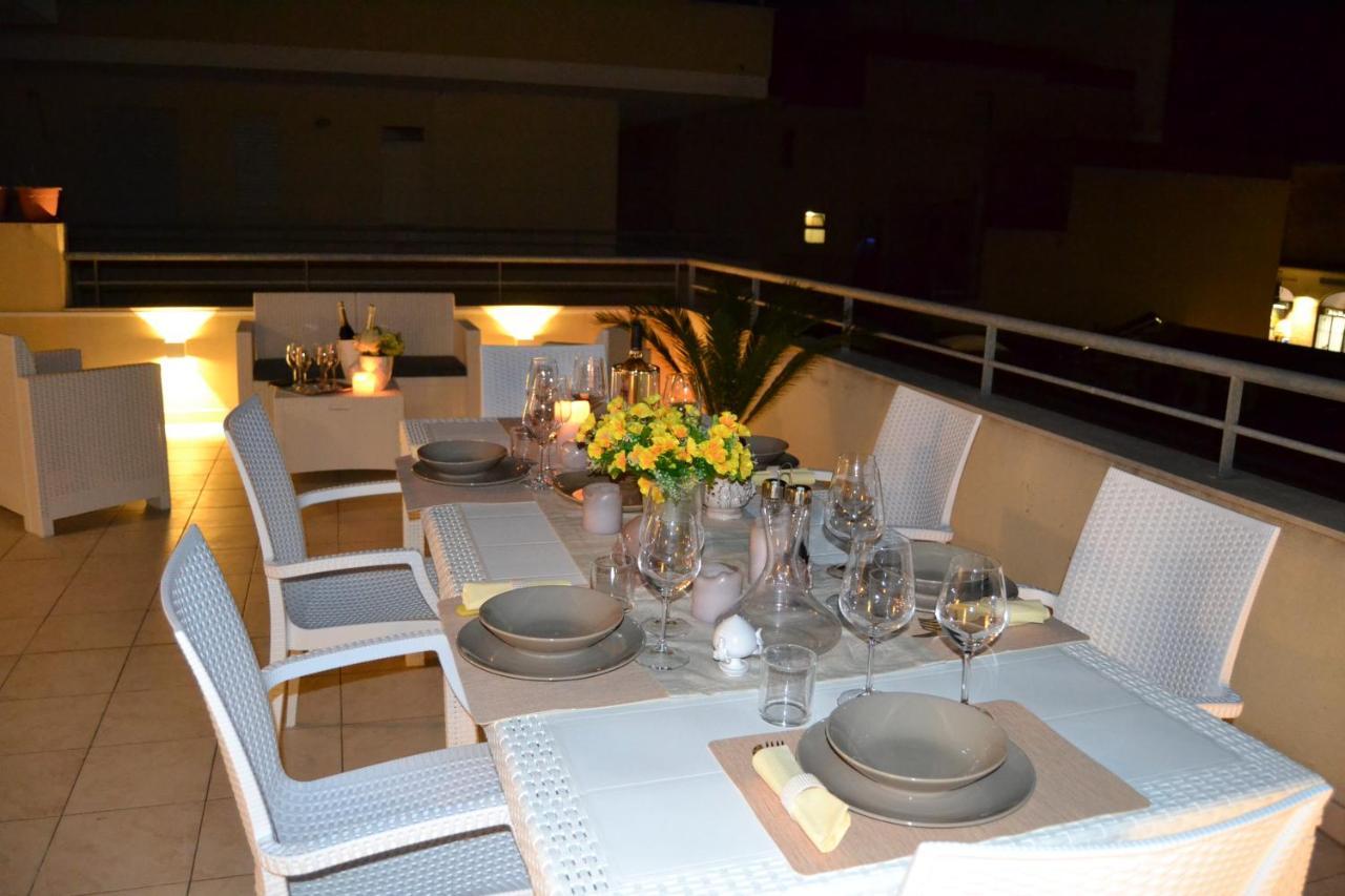Roomy Apartment With Terrace & Parking Lecce Buitenkant foto